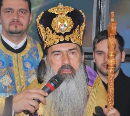 Slujba de la Catedrală, oficiată de IPS Teodosie şi mitropolitul din Cipru